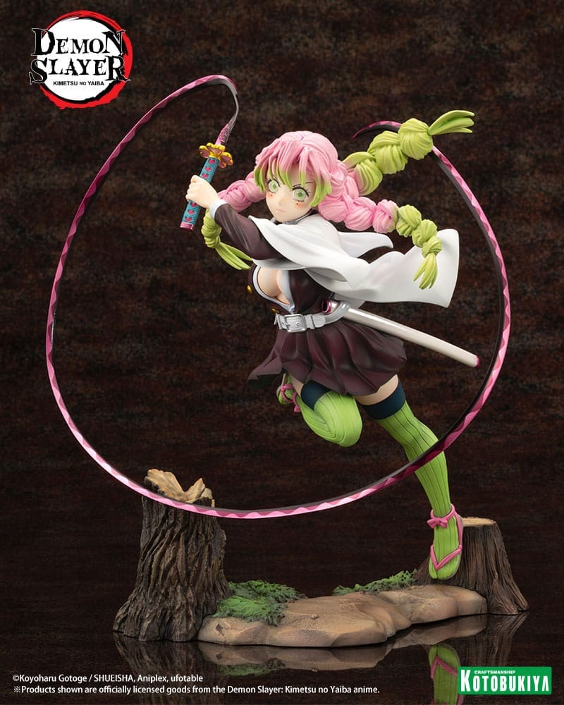 Mitsuri Statue