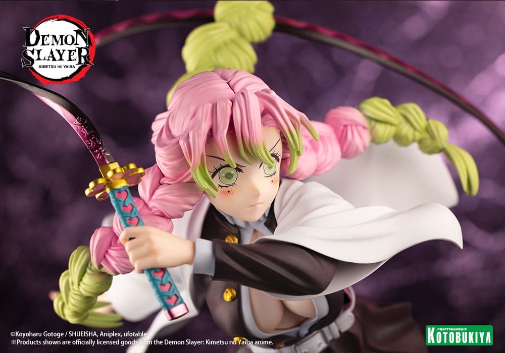 Mitsuri Statue