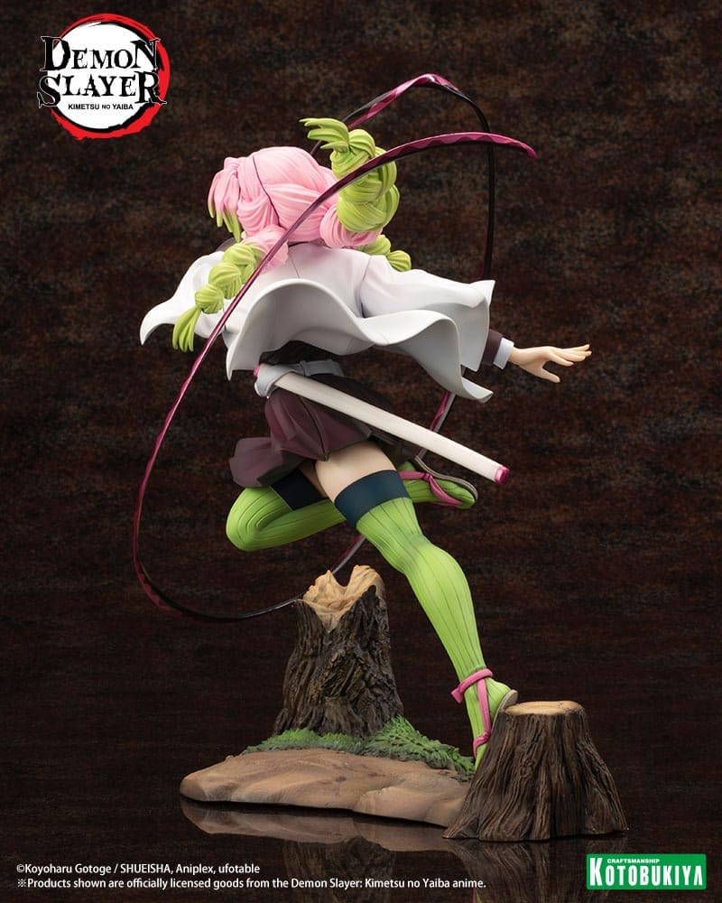 Mitsuri Statue