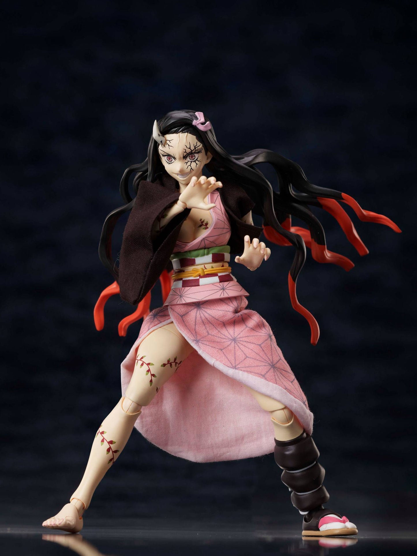 Demon Slayer Action Figur Nezuko