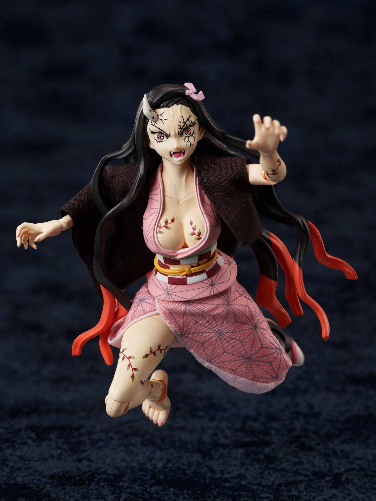 Demon Slayer Action Figur Nezuko